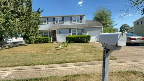 MLS: 22616011