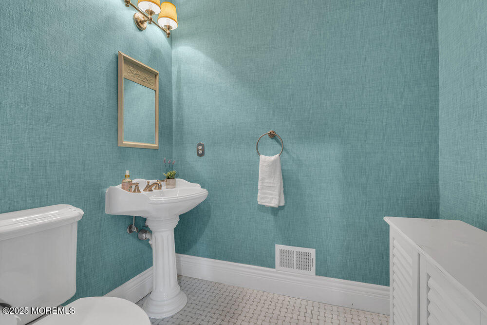 39 Valentine Street, Monmouth Beach, New Jersey image 29