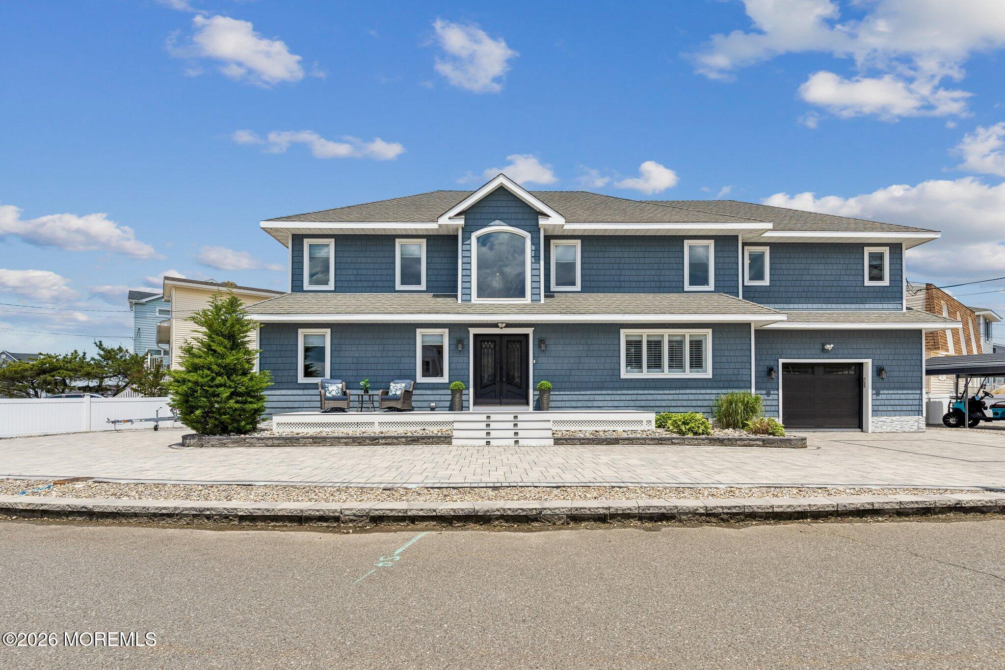 331 Venice Drive