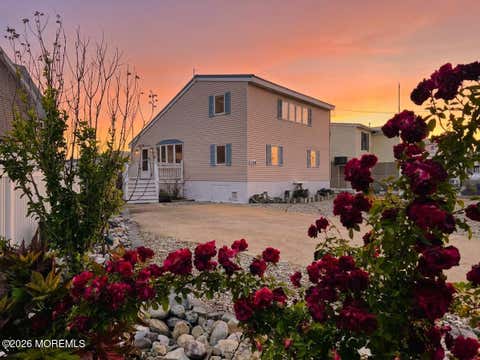 Homes For Sale - 128 Curlew Road<br/> Tuckerton, NJ 08087