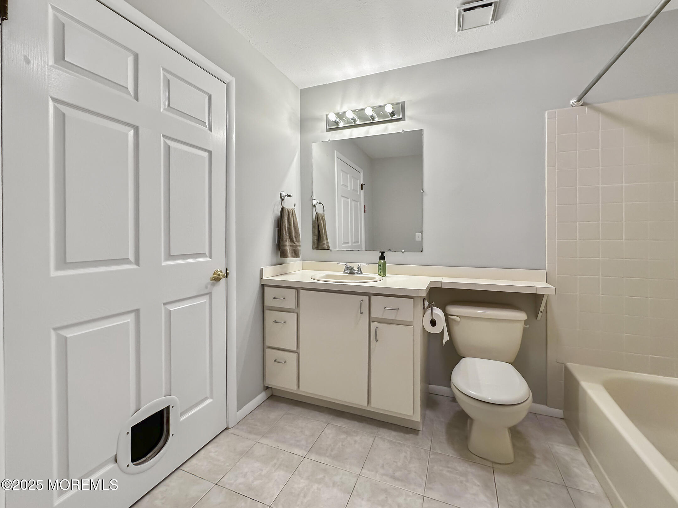 202 Pine Meadow Court, Jackson, New Jersey image 19