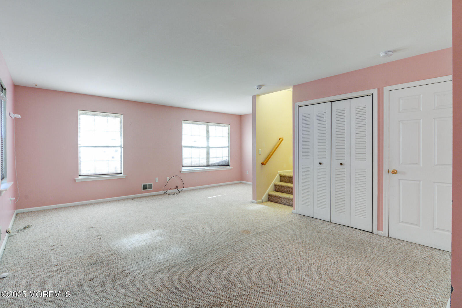 117 W Sandpiper Lane