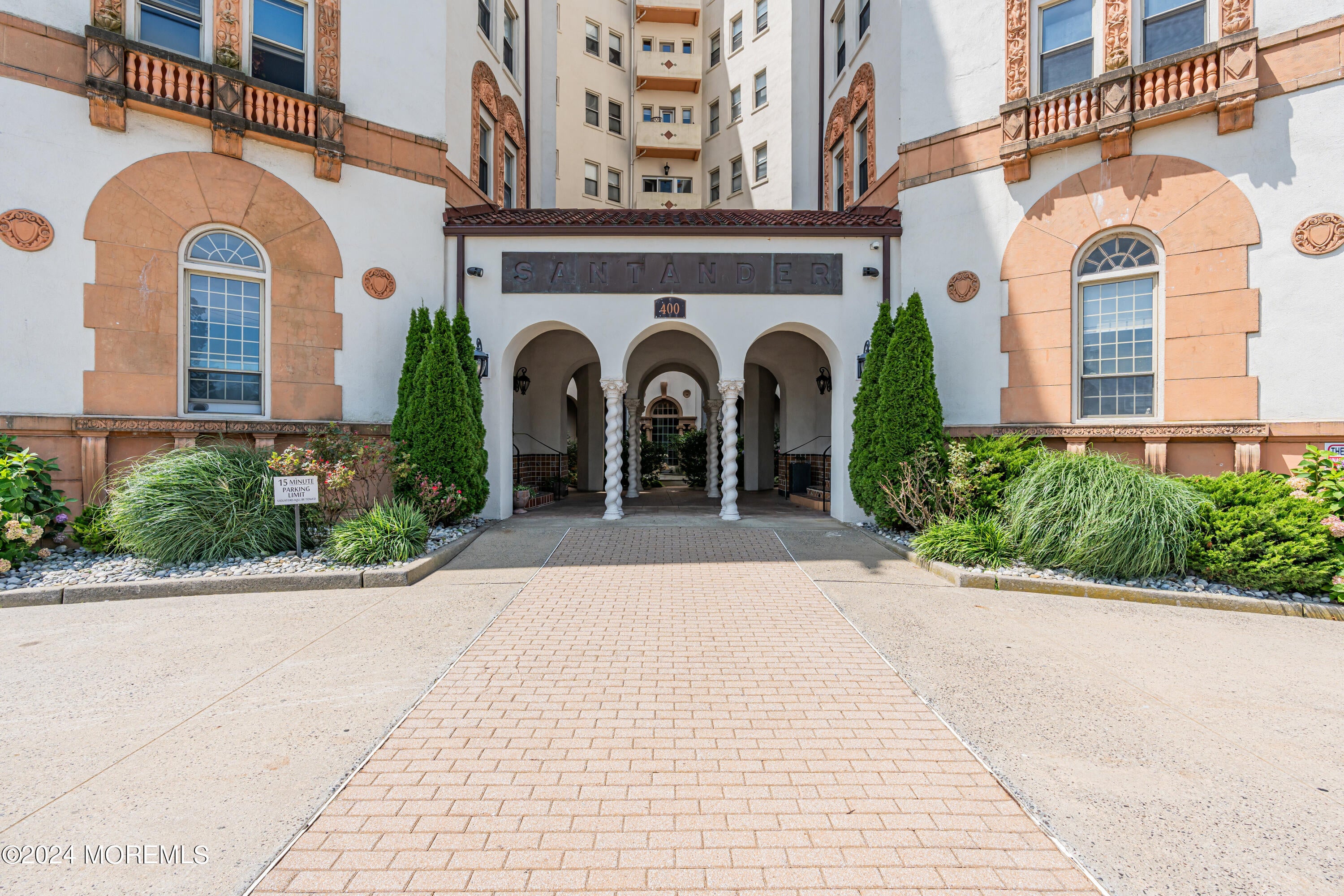 400 Deal Lake Drive 8A