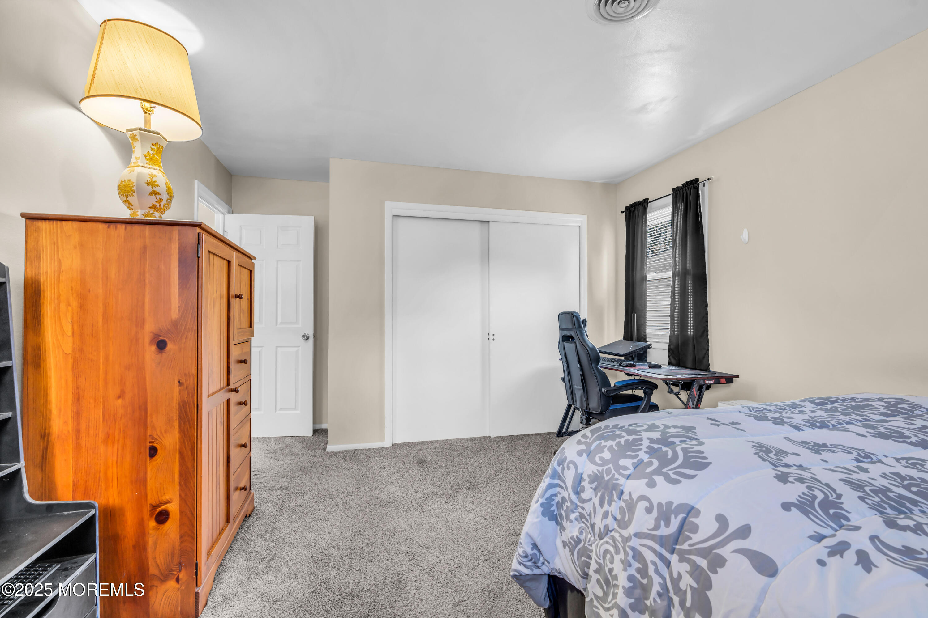 8 Brakenbury Court, Toms River, New Jersey image 24
