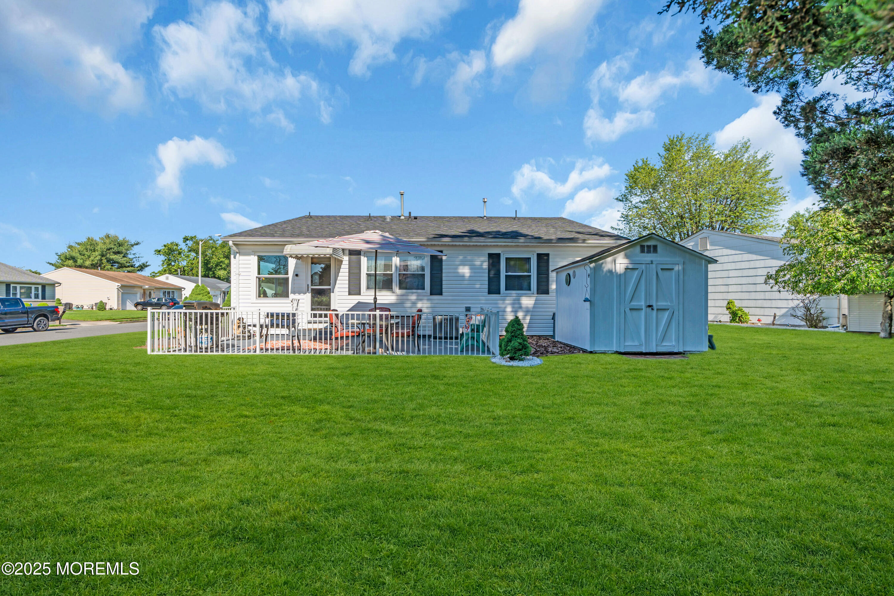 8 Brakenbury Court, Toms River, New Jersey image 26