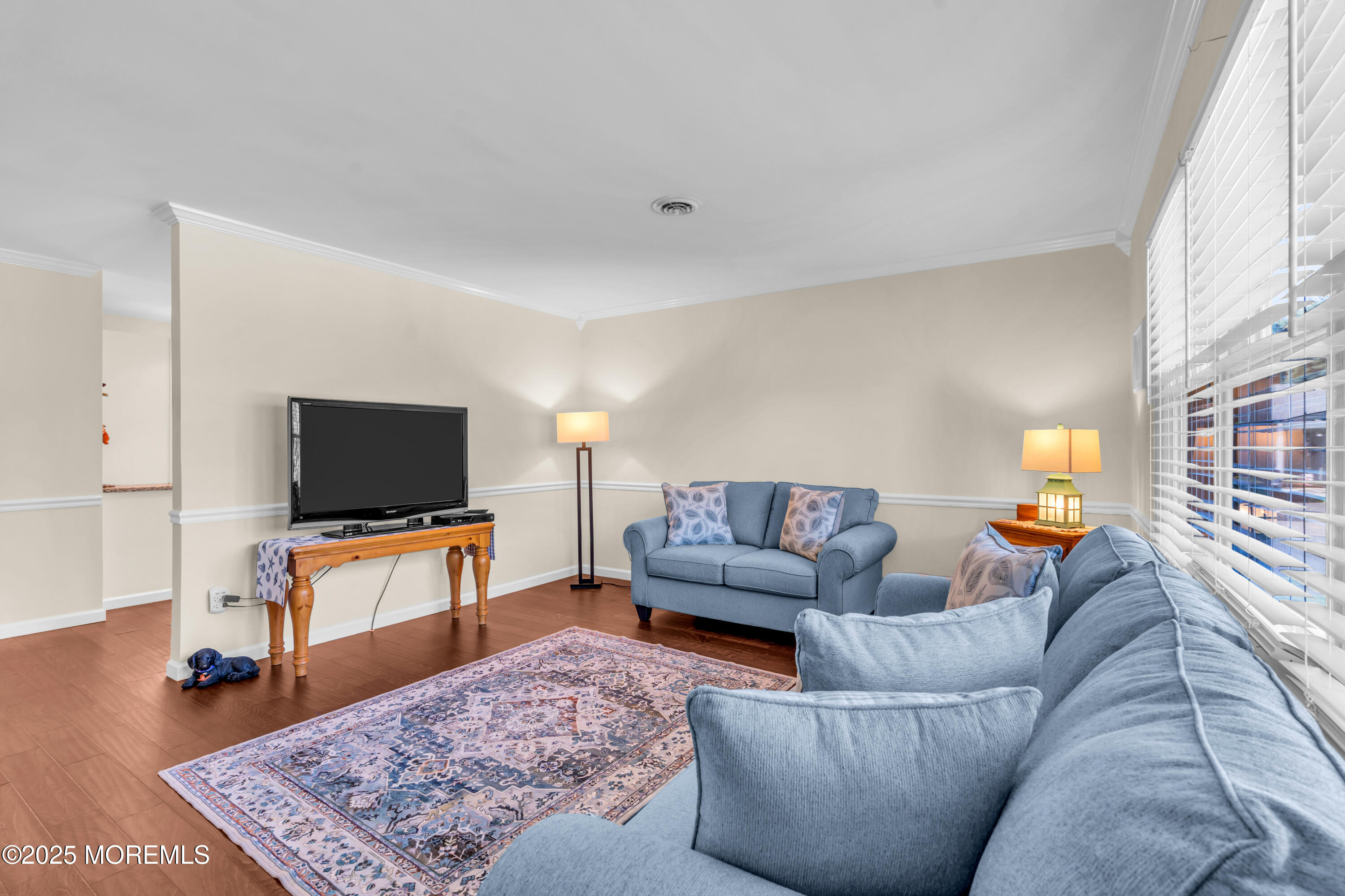 8 Brakenbury Court, Toms River, New Jersey image 4