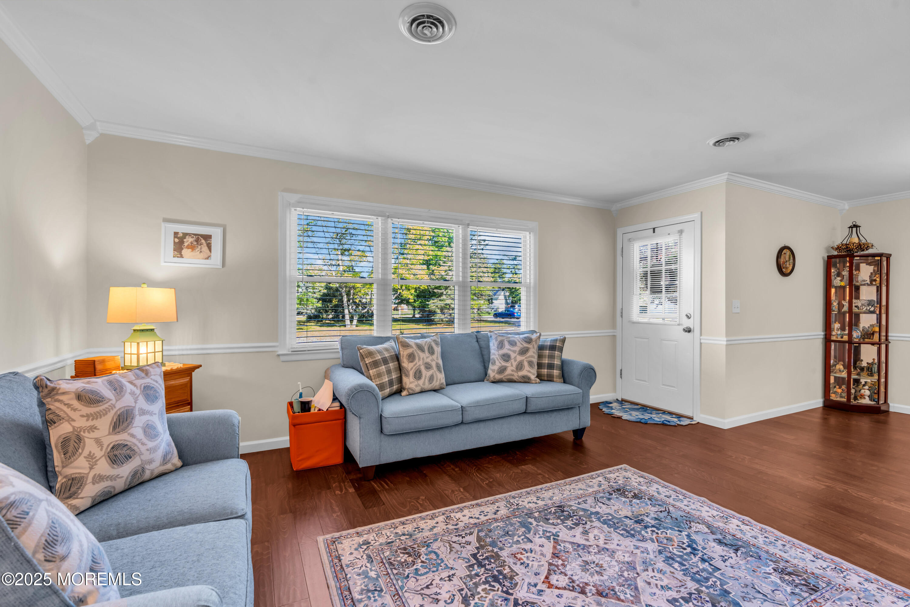 8 Brakenbury Court, Toms River, New Jersey image 6
