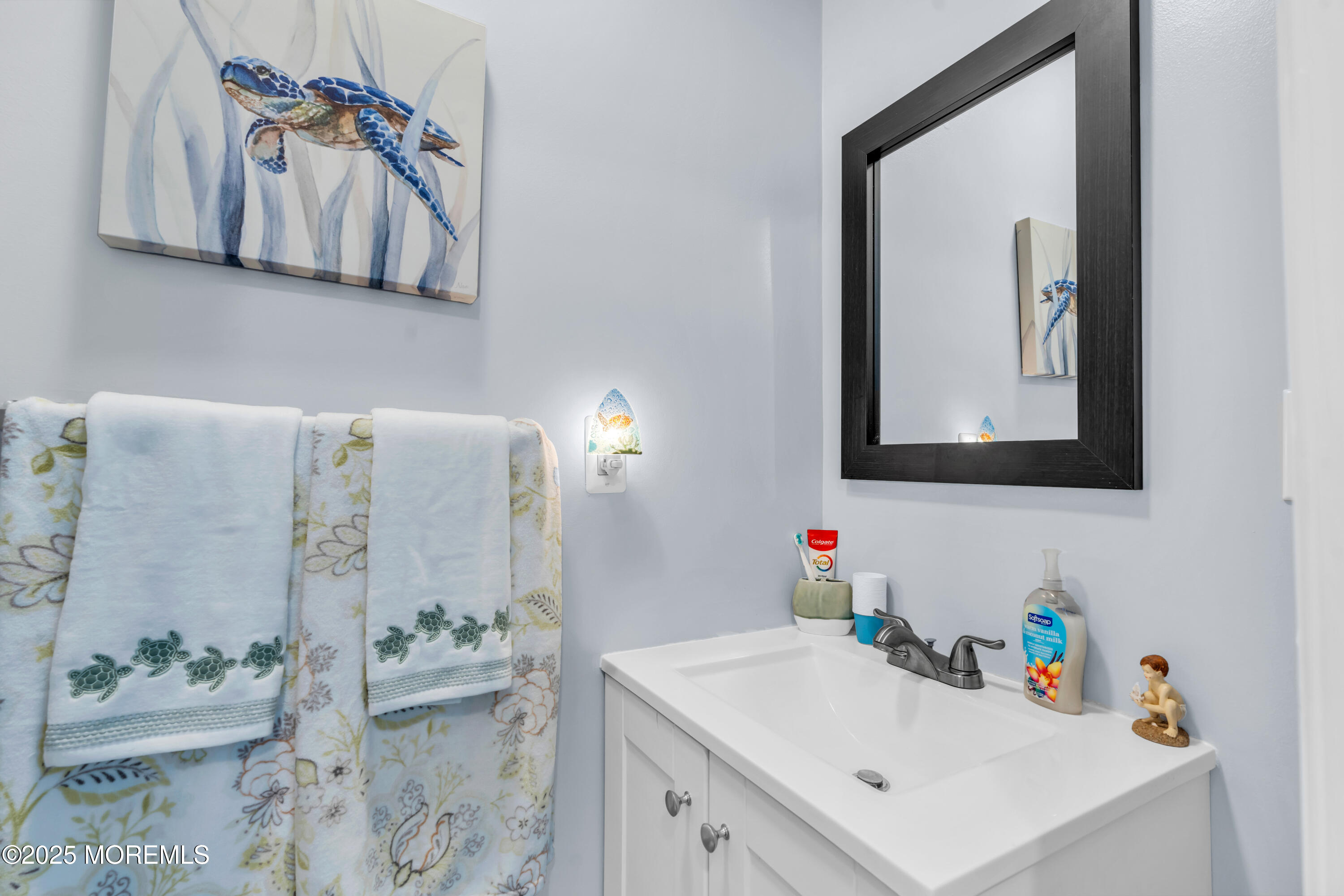 8 Brakenbury Court, Toms River, New Jersey image 19