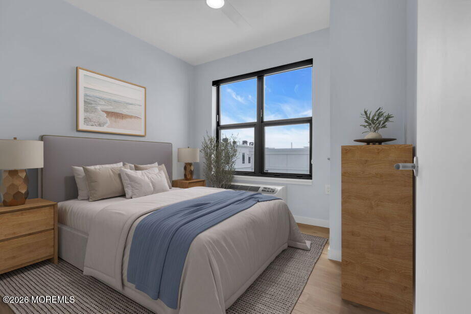 1150 Kingsley Street 440