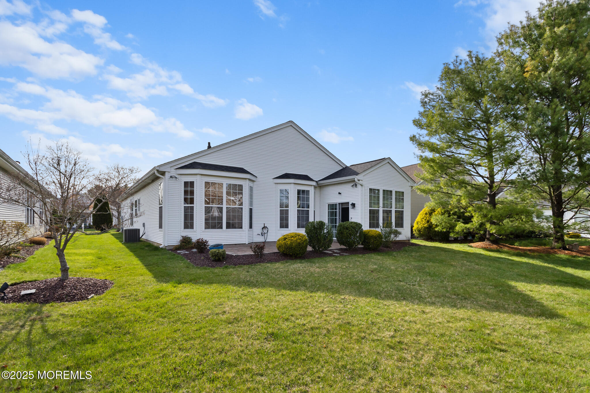 8 Plantation Way, Allentown, New Jersey image 24