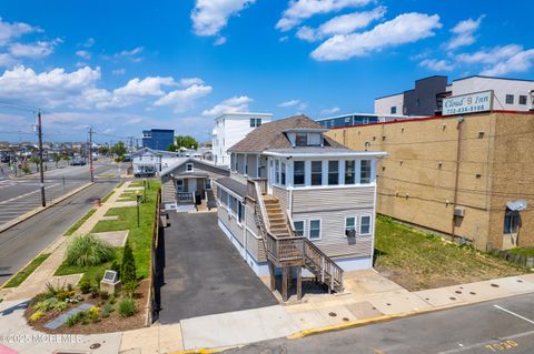 Multifamily For Sale - 128 Hamilton Avenue<br/> Seaside Heights, NJ 08751