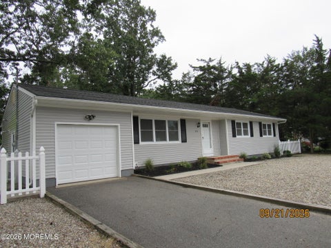 Homes For Rent - 255 Dogwood Lane<br/> Forked River, NJ 08731