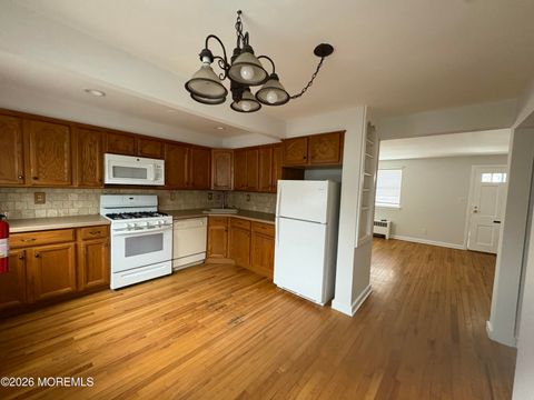 75 Manor Drive 75 Red Bank NJ 07701