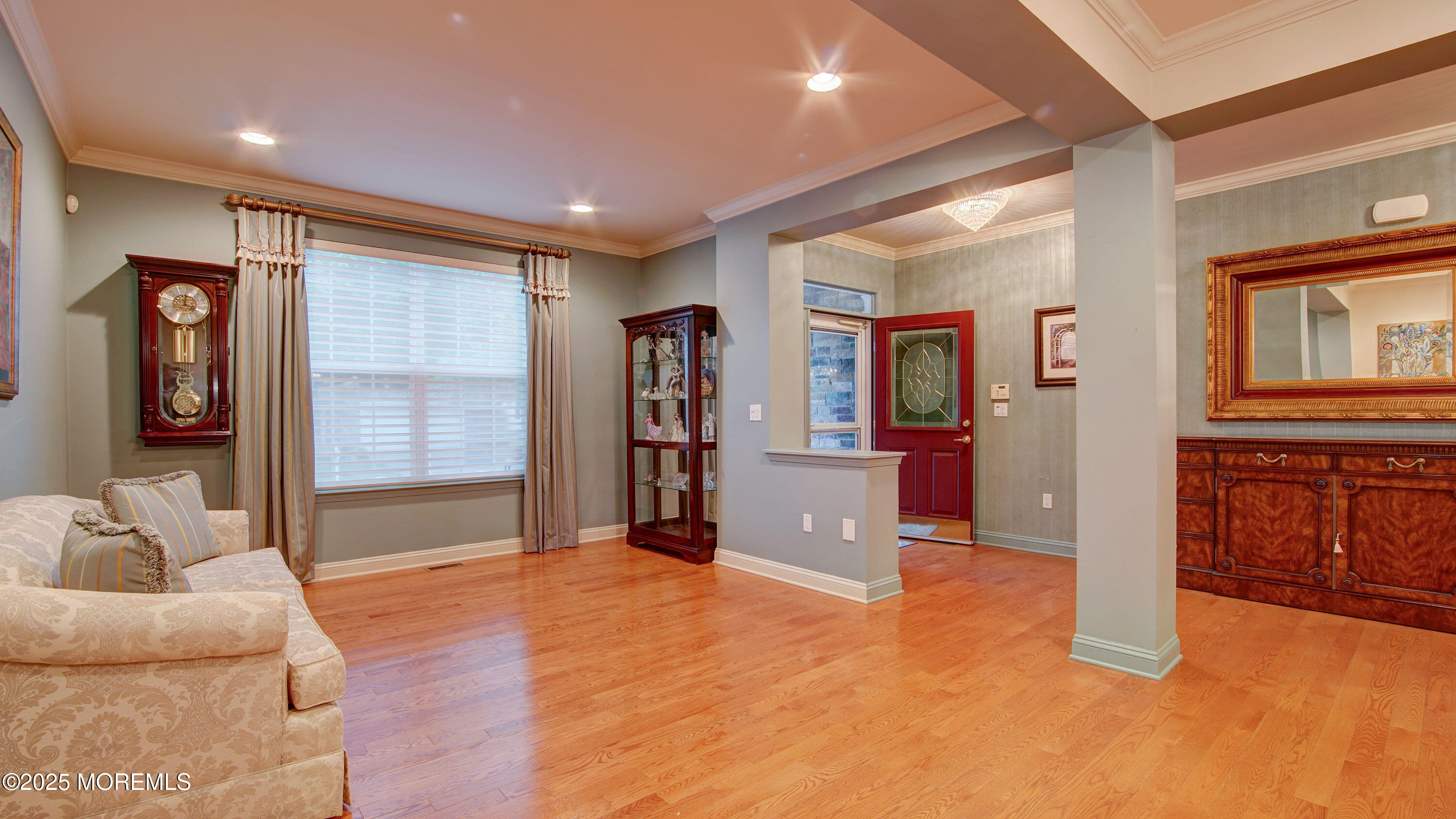49 Wintergreen Drive, Manalapan, New Jersey image 3
