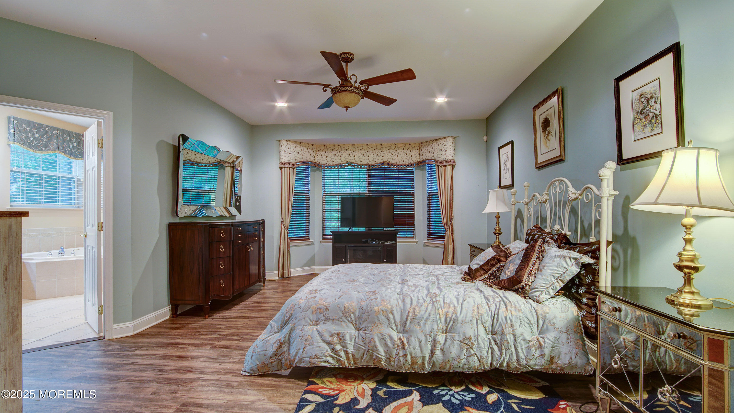 49 Wintergreen Drive, Manalapan, New Jersey image 16