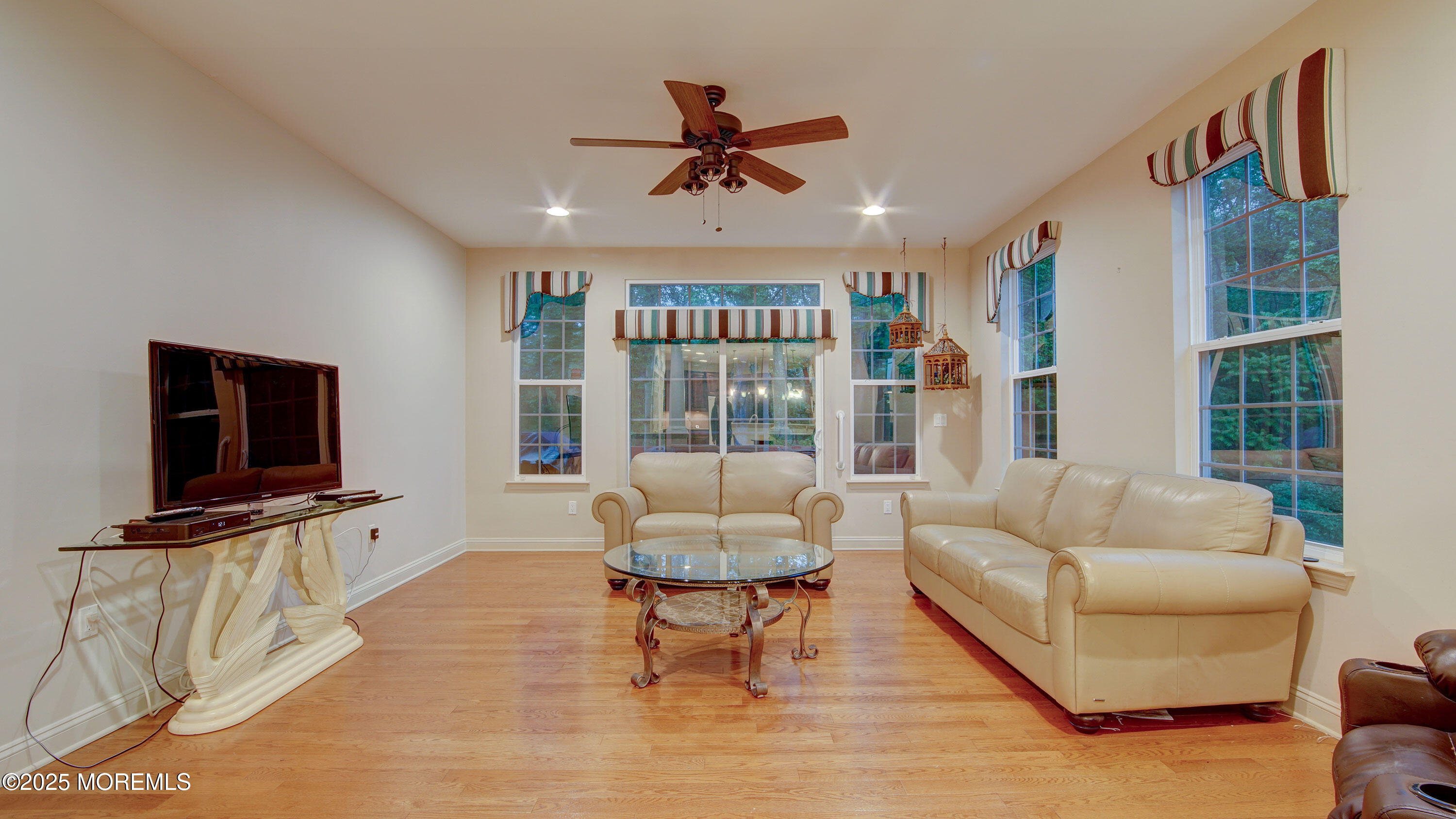 49 Wintergreen Drive, Manalapan, New Jersey image 13