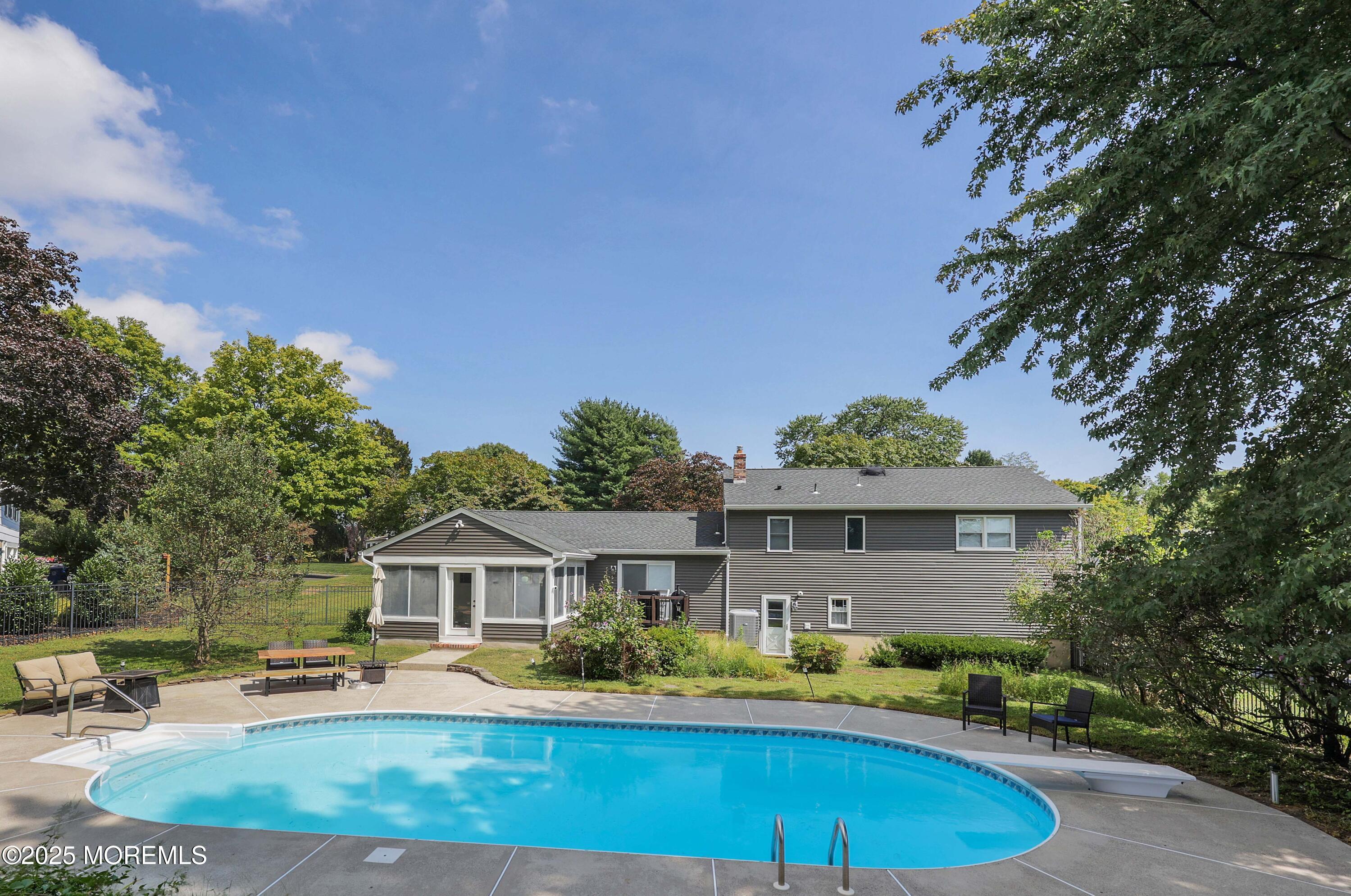 6 Hawthorne Road, Red Bank, New Jersey image 32