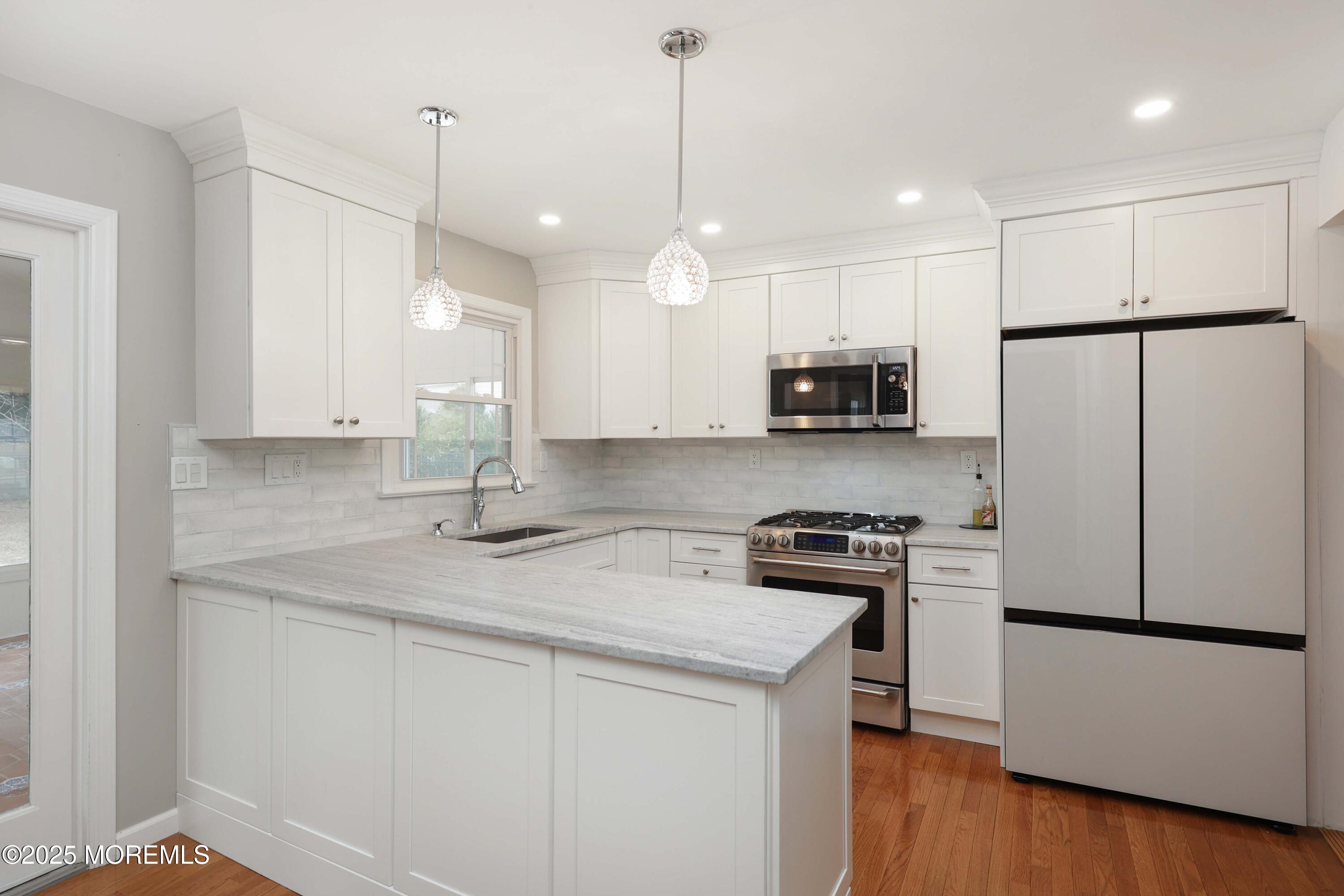 6 Hawthorne Road, Red Bank, New Jersey image 12