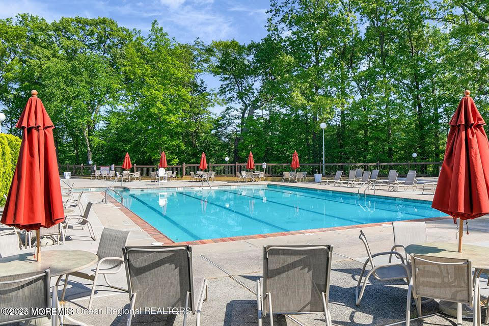 26 Claremont Court, Red Bank, New Jersey image 13