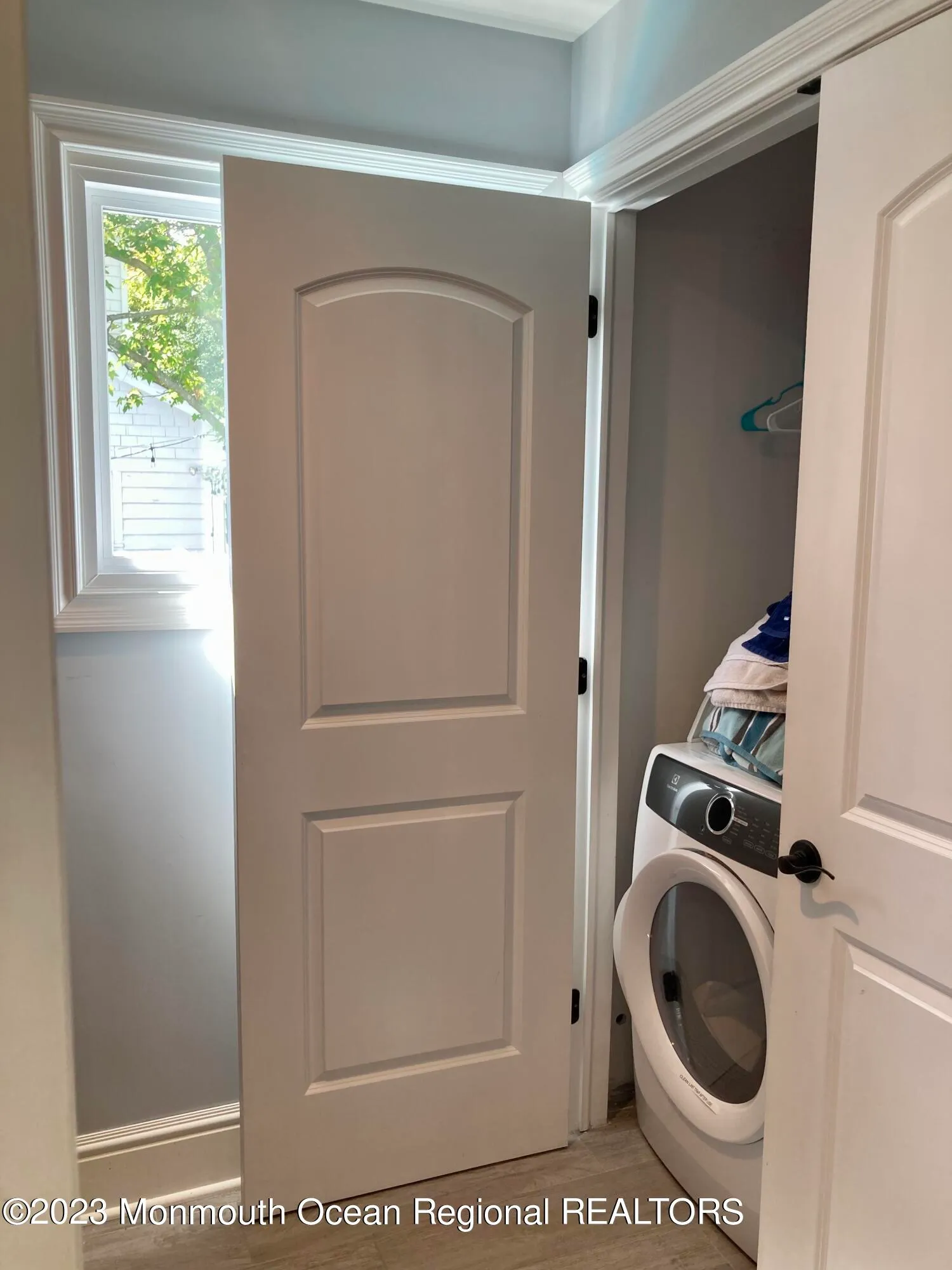 Asbury Park, New Jersey 07712, United States, 5 Bedrooms Bedrooms, ,4 BathroomsBathrooms,Residential,Active,182645