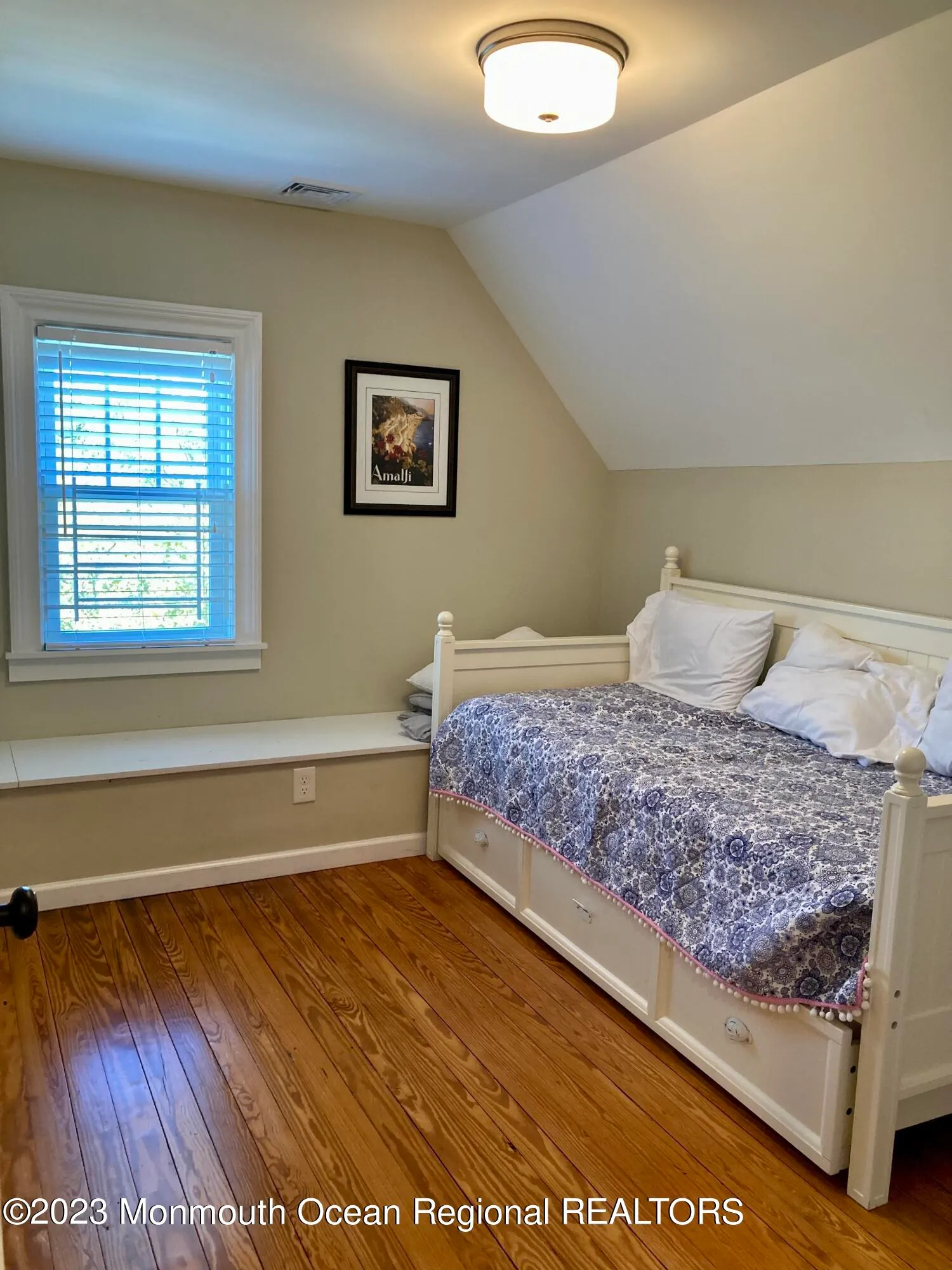 Asbury Park, New Jersey 07712, United States, 5 Bedrooms Bedrooms, ,4 BathroomsBathrooms,Residential,Active,182645