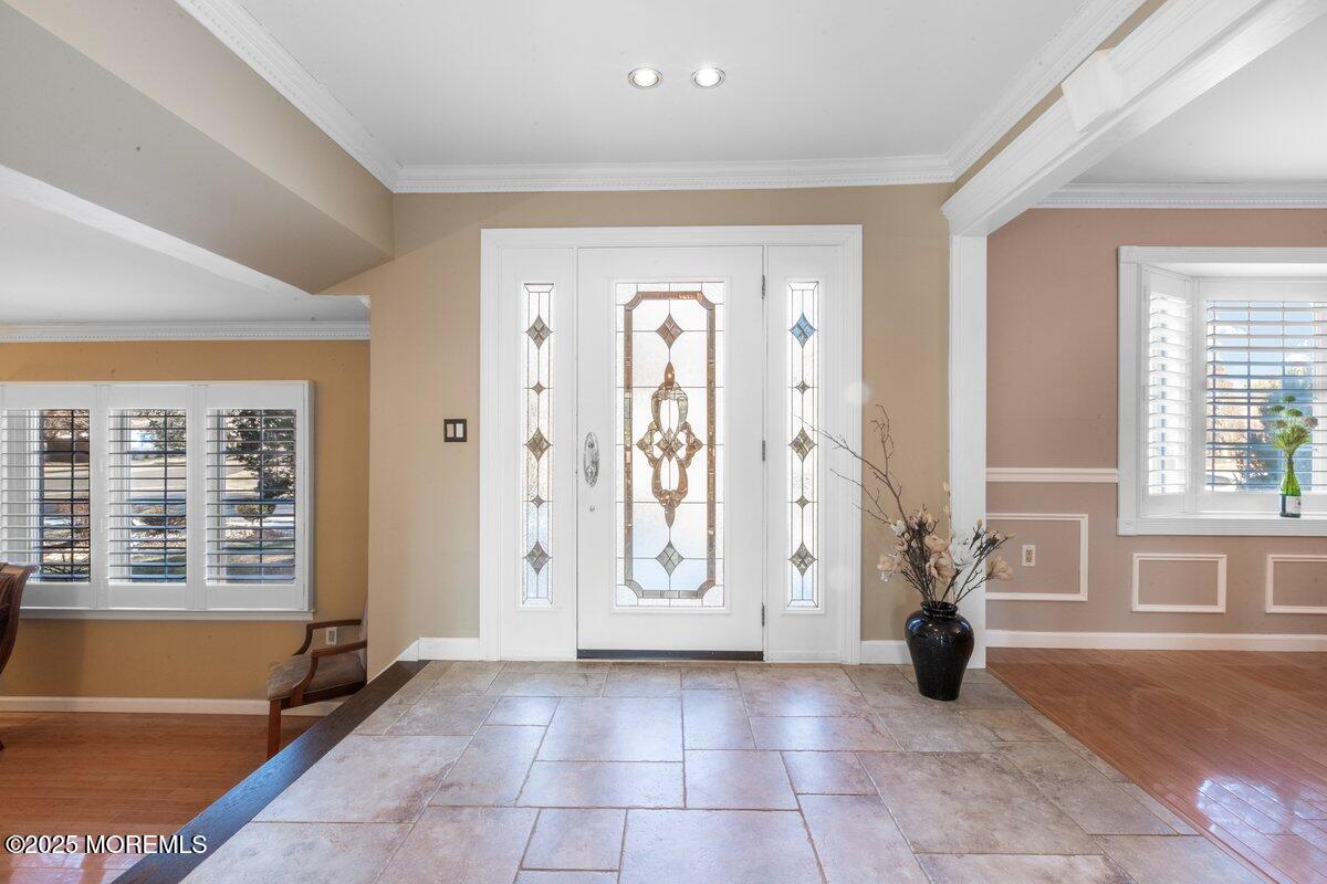 2 Palomino Way