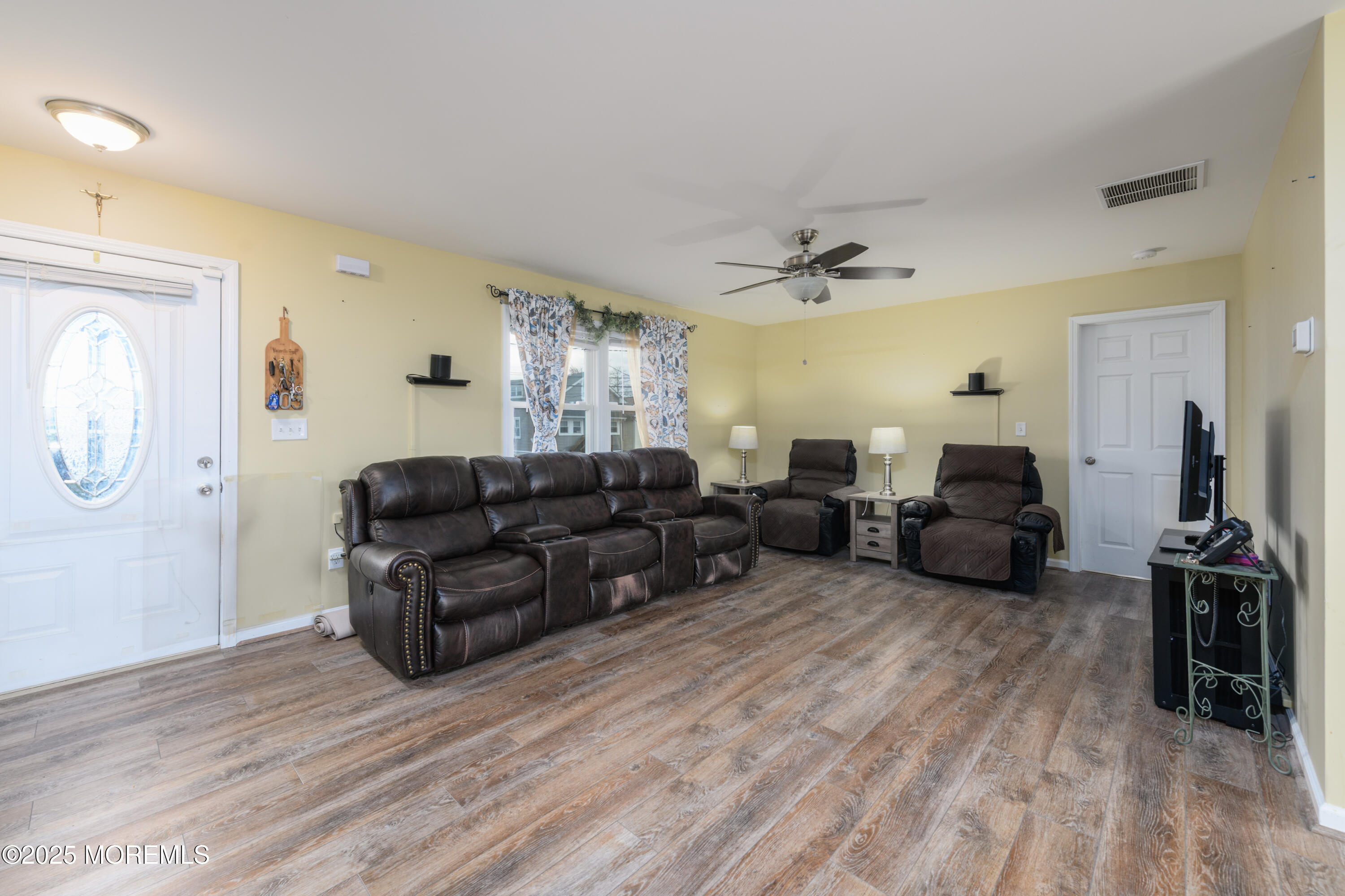 405 Park Avenue, Union Beach, New Jersey image 8