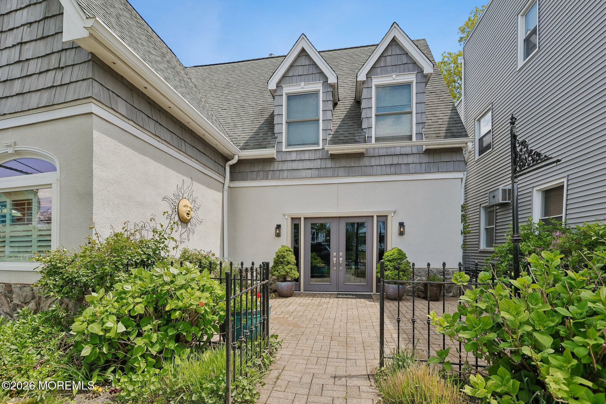 622 Main Street