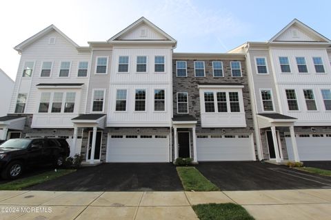 Condo For Rent - 35 Crimson Drive<br/> Manalapan, NJ 07726