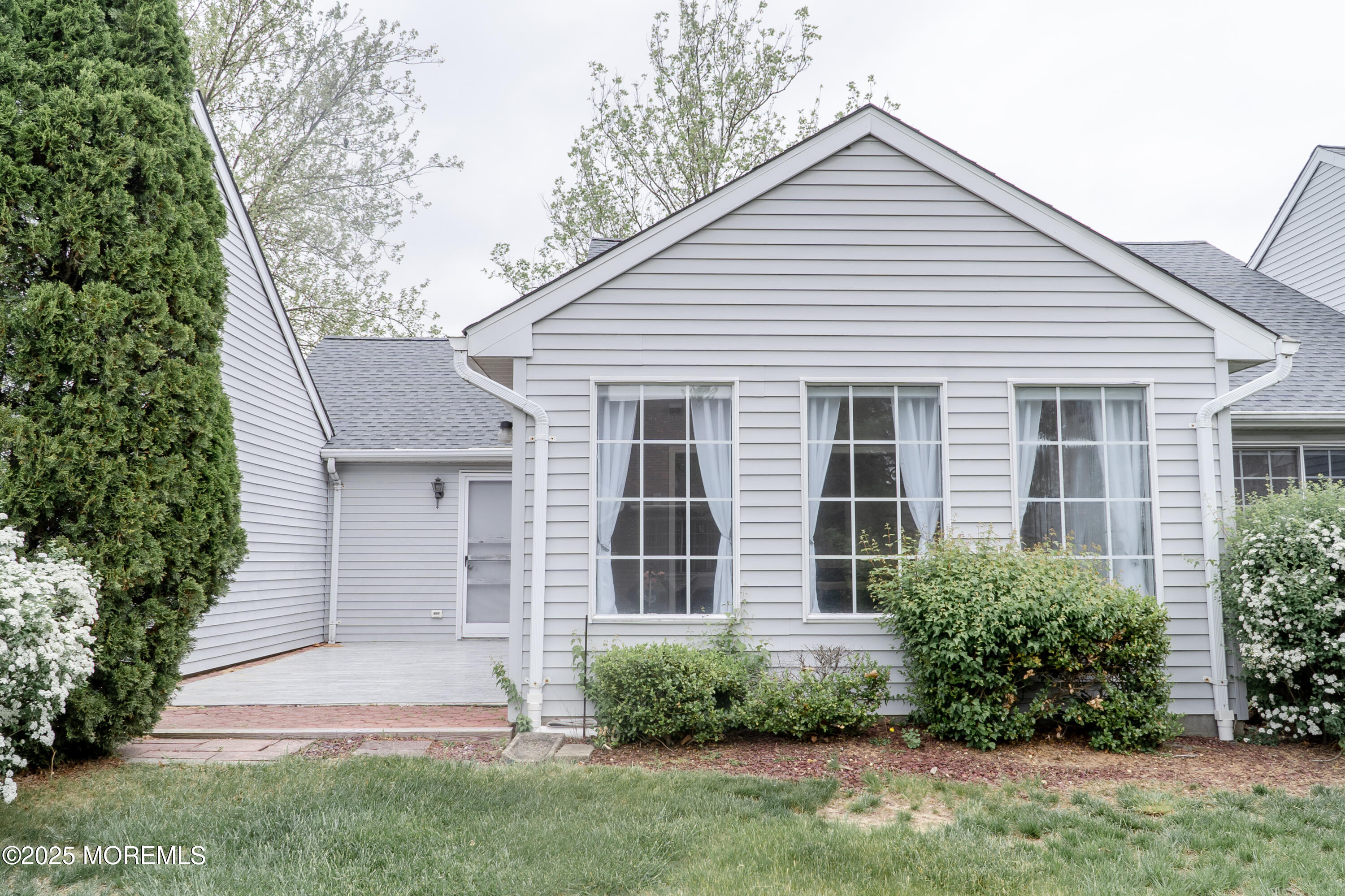 646B Nutley Drive, Monroe Township, New Jersey image 13