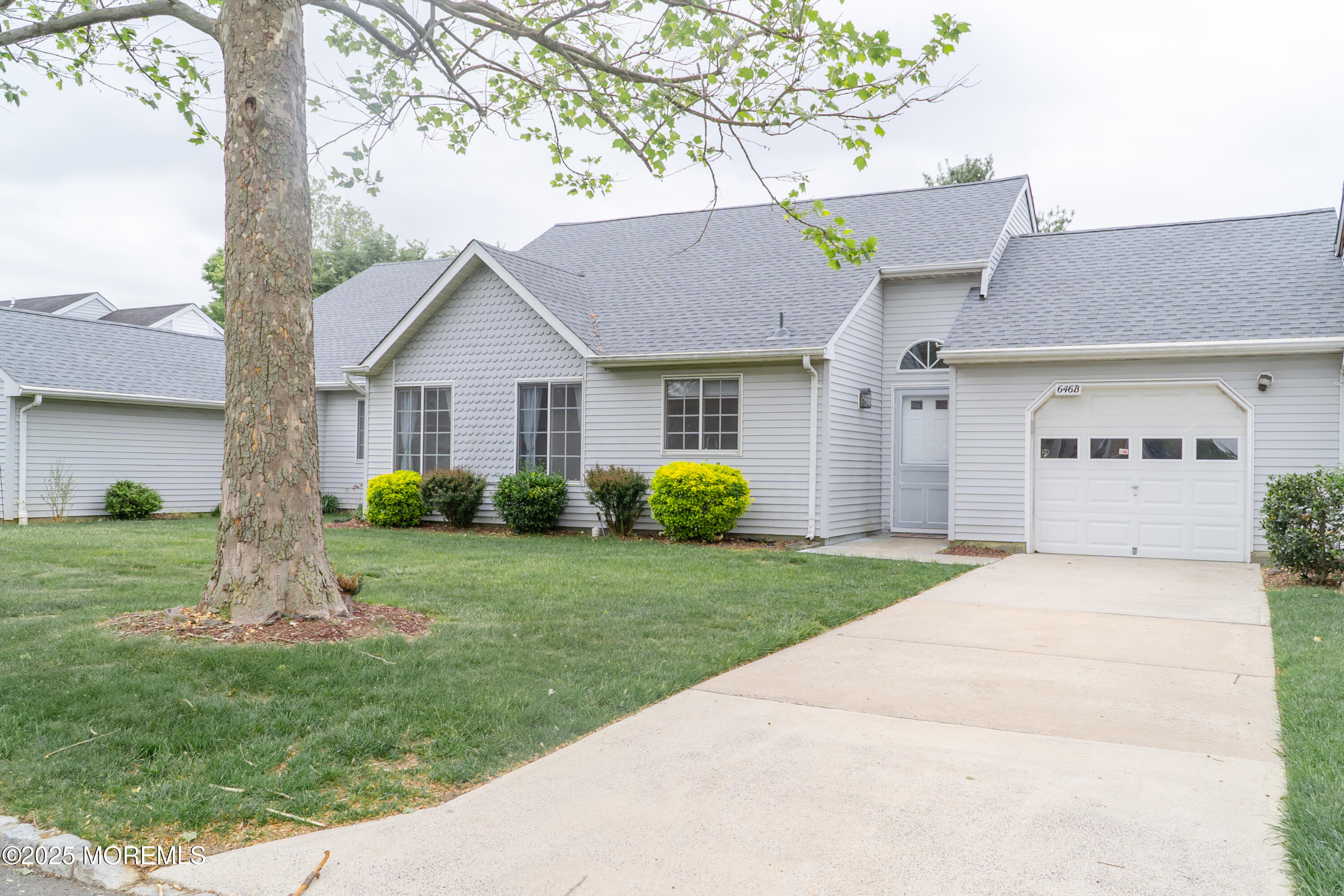 646B Nutley Drive, Monroe Township, New Jersey image 1