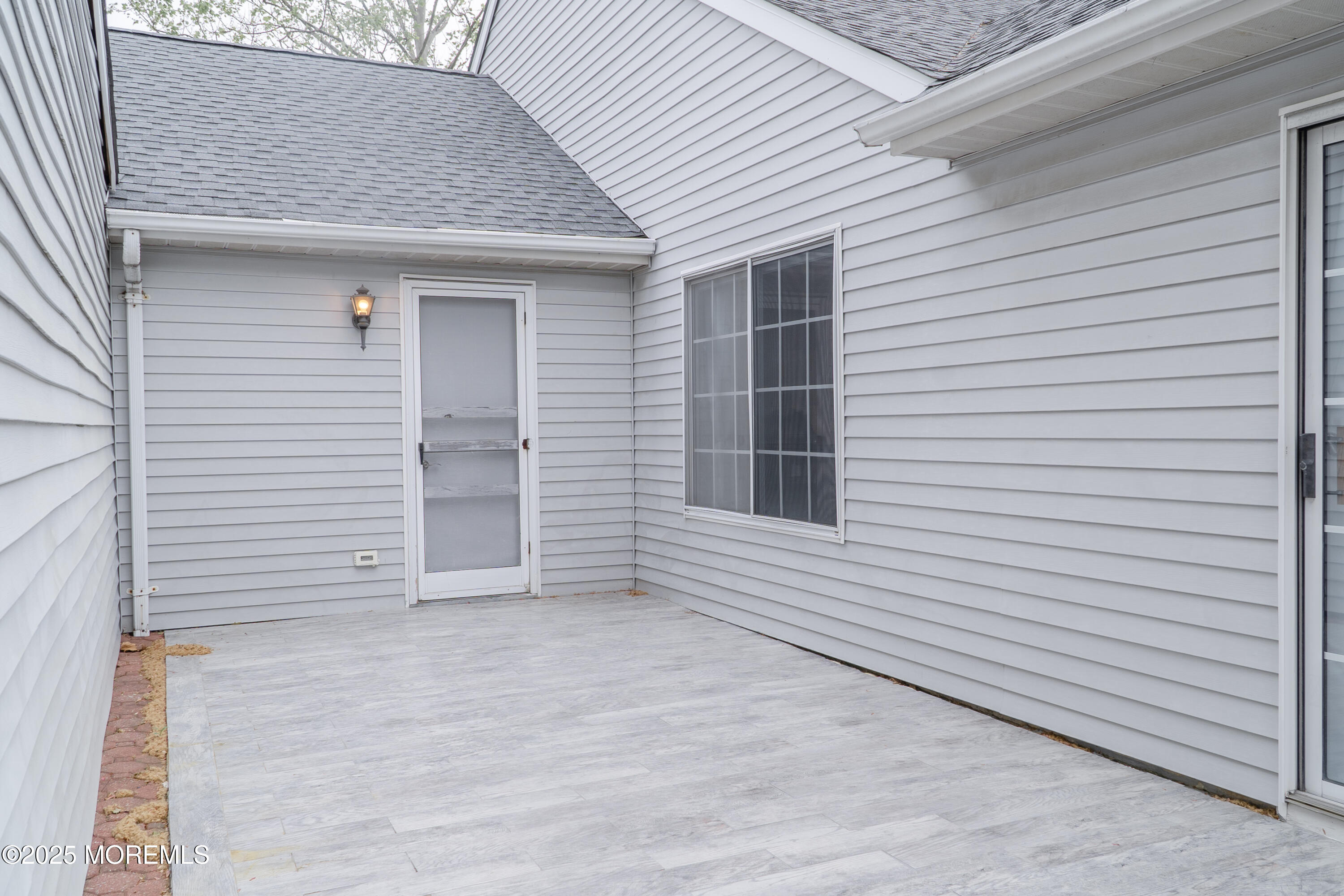 646B Nutley Drive, Monroe Township, New Jersey image 3
