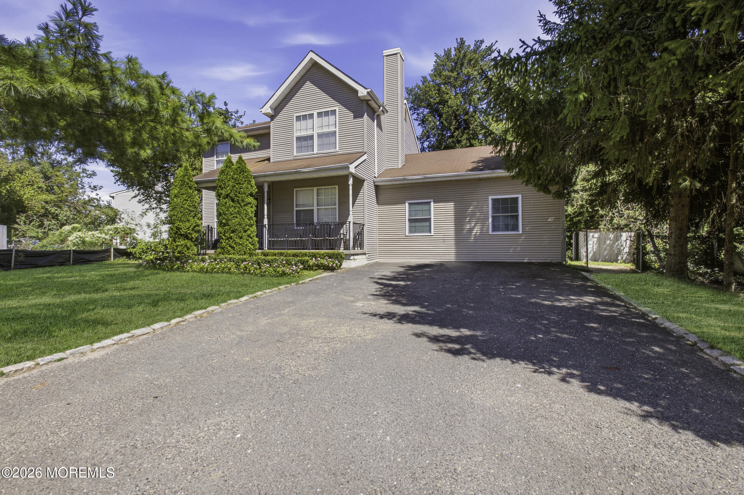 1300 Medina Road