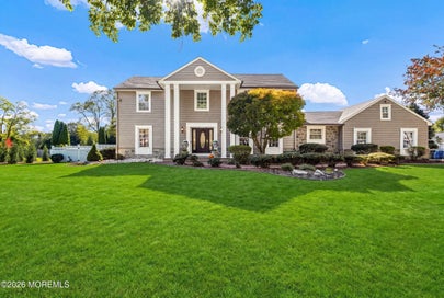 21 Terry Lane Middletown NJ 07748