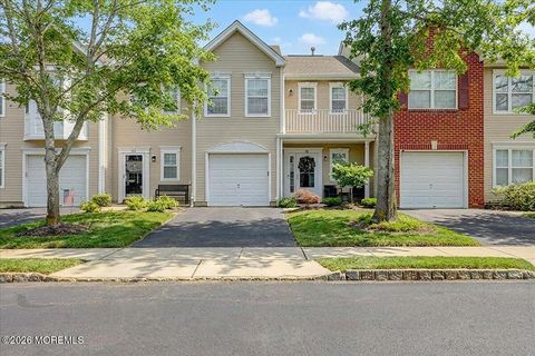 Condo For Sale - 82 Wood Duck Court #1000<br/> Freehold, NJ 07728
