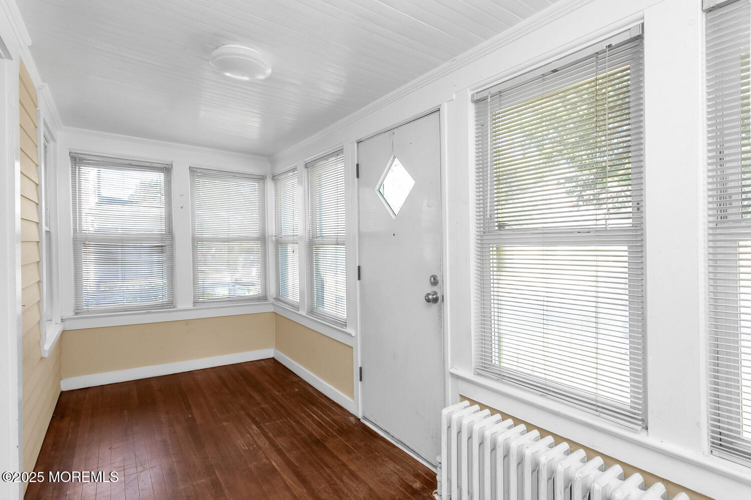 49 W Sunset Avenue