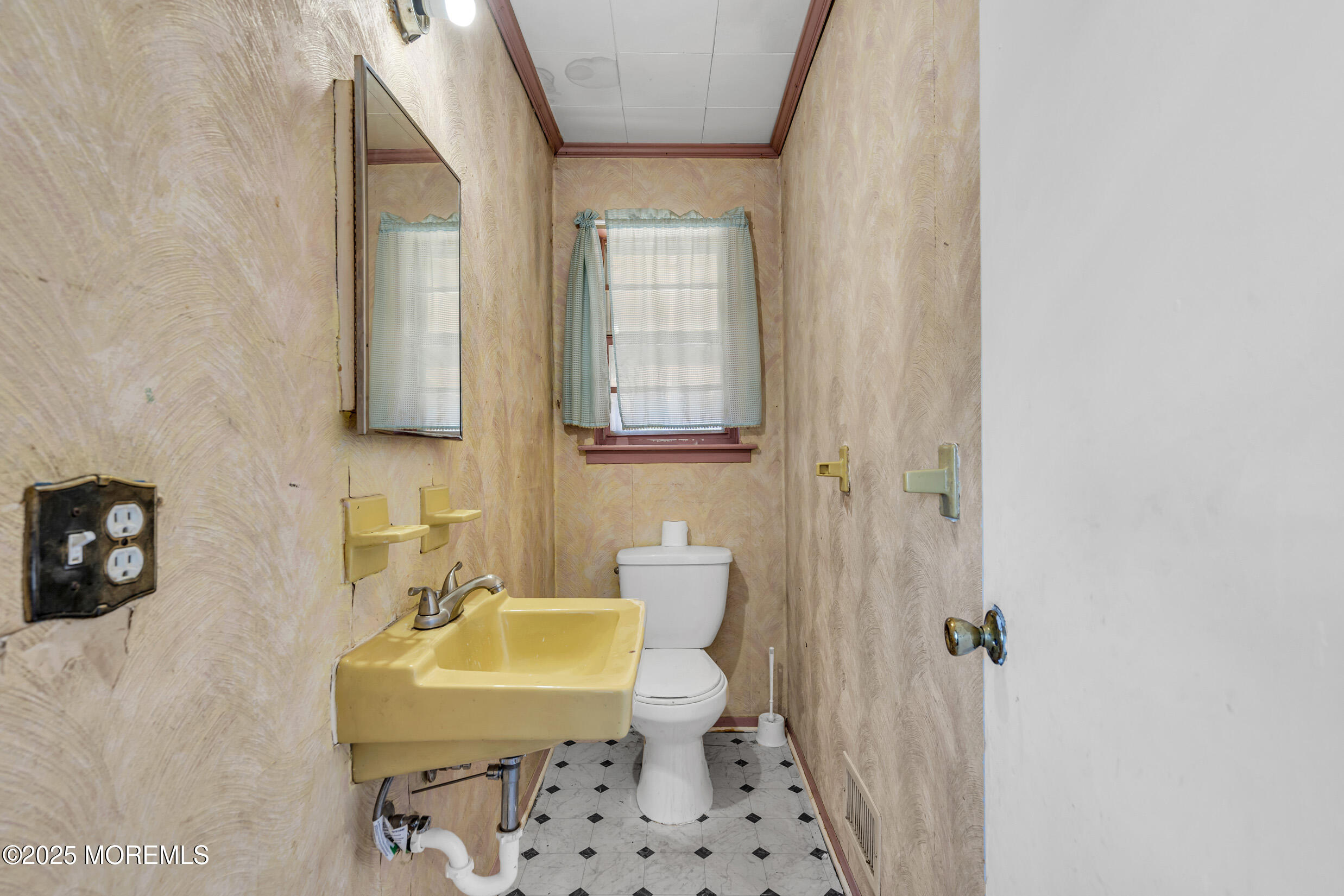 808 Laurel Street, Lakehurst, New Jersey image 20