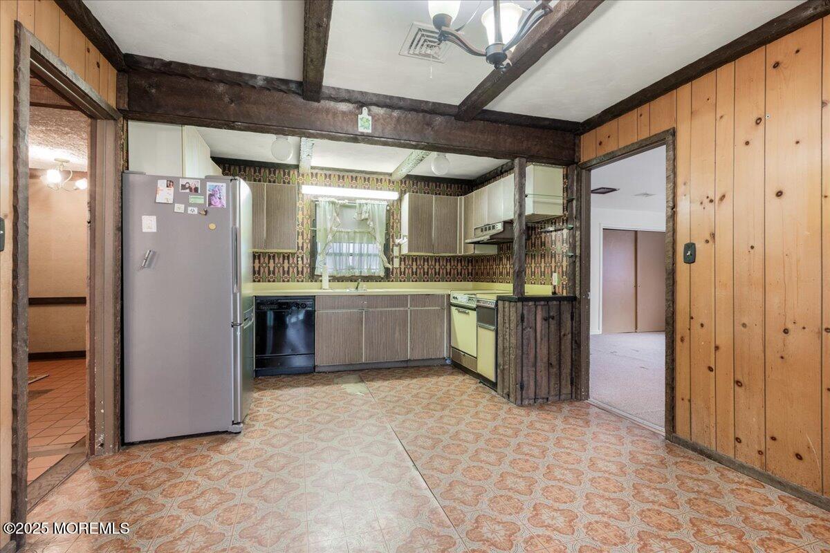 7 Opal Place, Aberdeen, New Jersey image 11