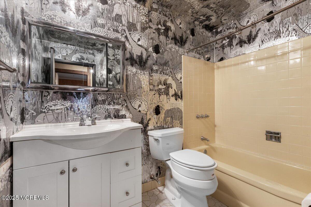 7 Opal Place, Aberdeen, New Jersey image 21