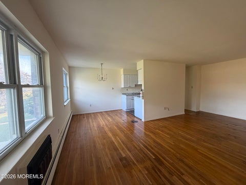 Photo for 84 Manchester Court E