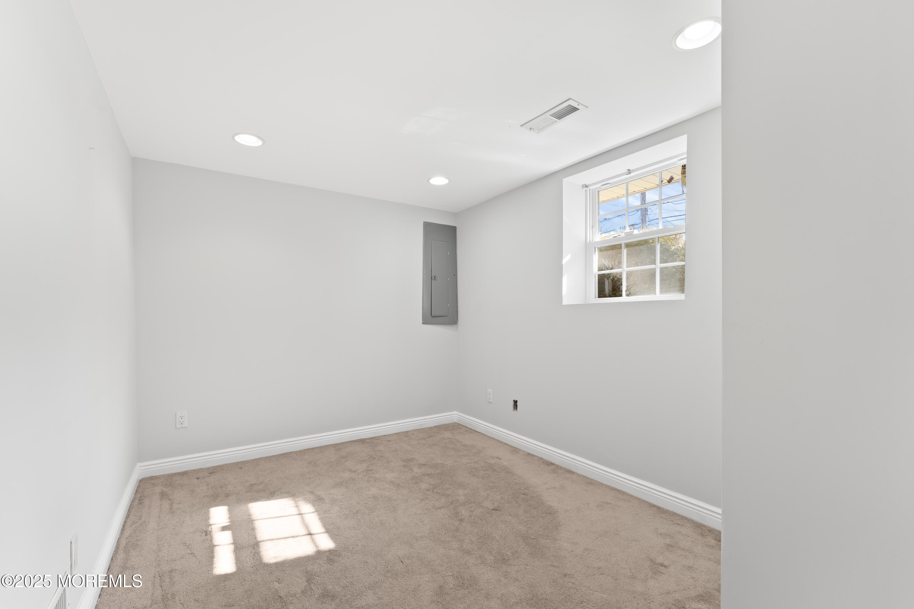 10 Nottingham Drive, Howell, New Jersey image 37
