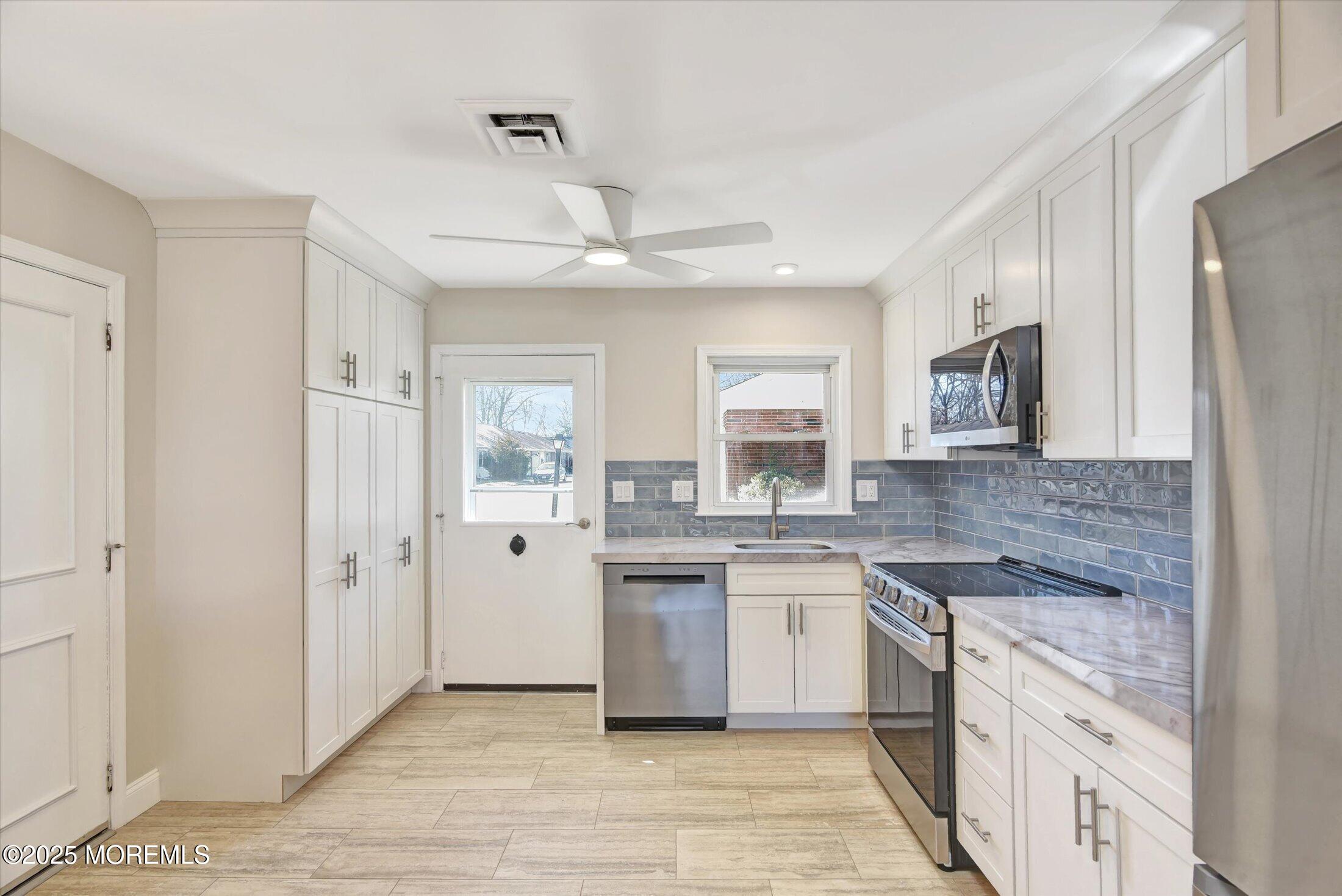 271B Kingston Court, Lakewood, New Jersey image 3