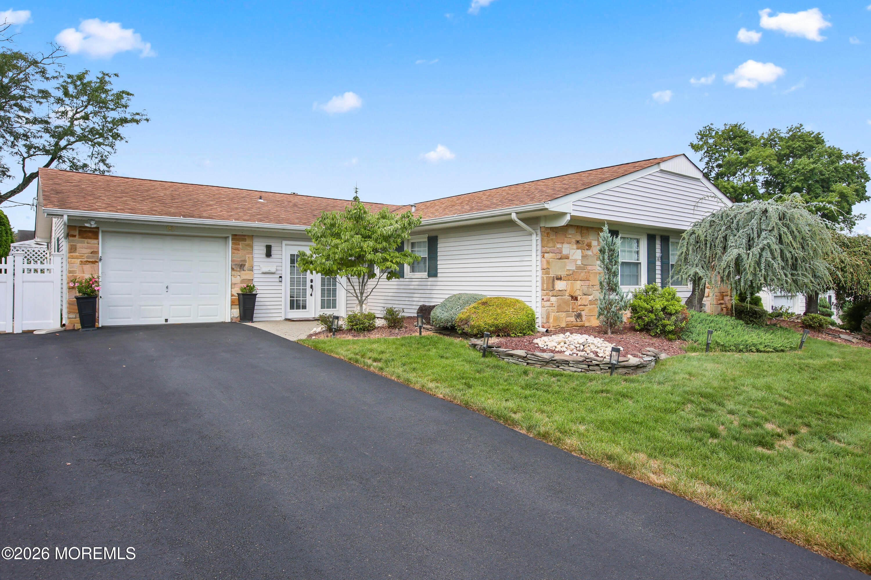 93 Idolstone Lane