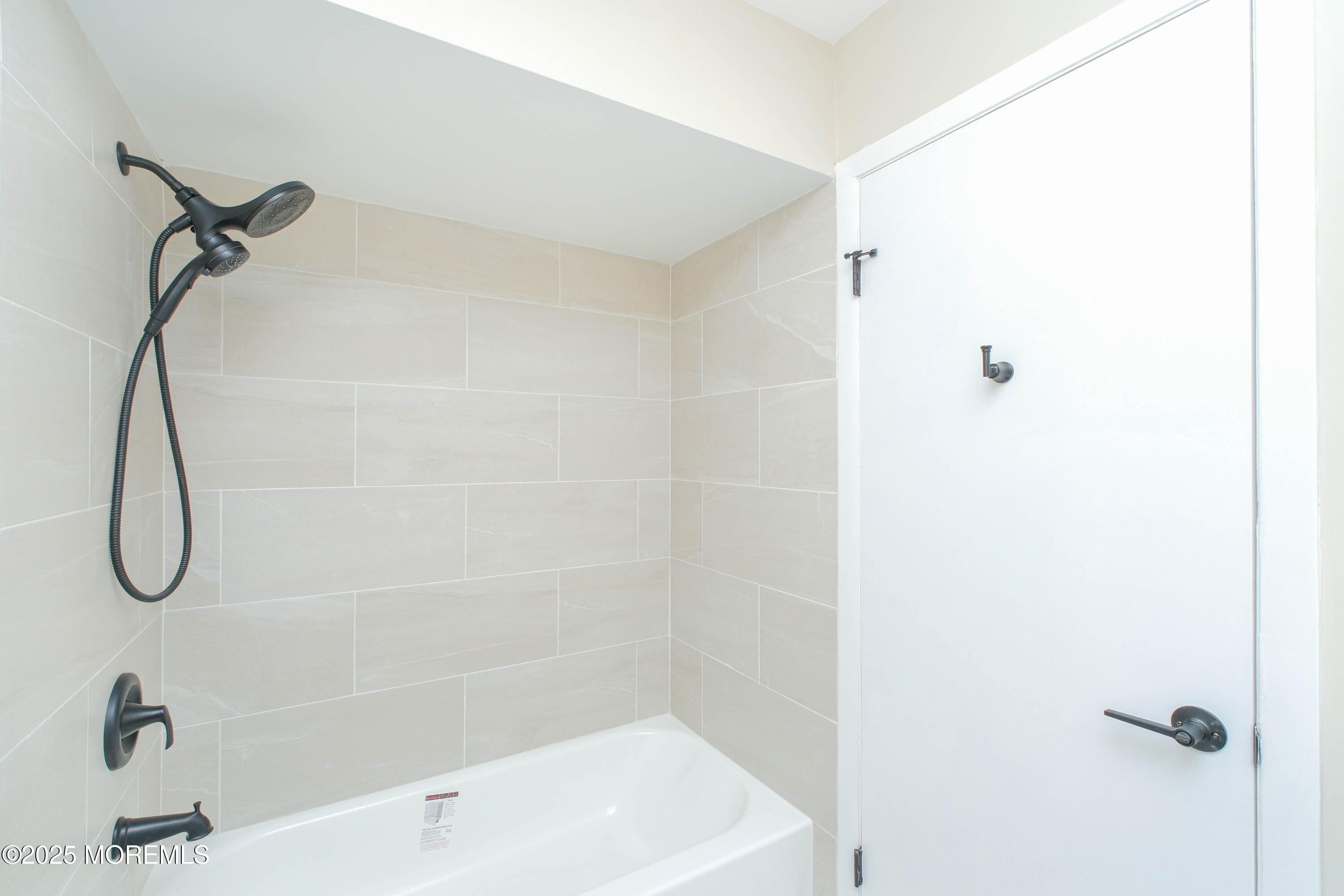 223 Medford Court #B, Englishtown, New Jersey image 14