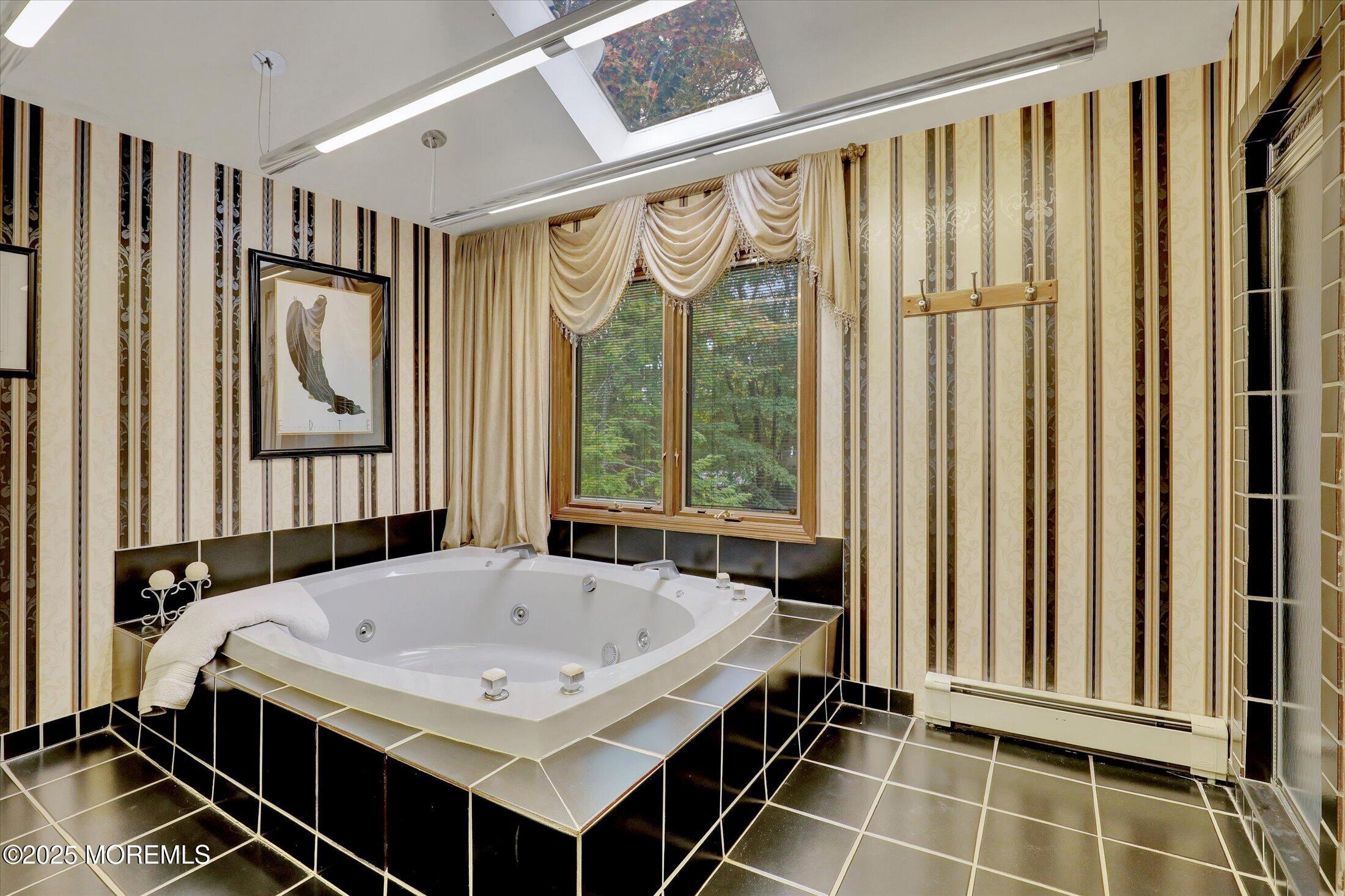 Morganville, New Jersey, 07751, United States, 7 Bedrooms Bedrooms, ,8 BathroomsBathrooms,Residential,Active,2042751