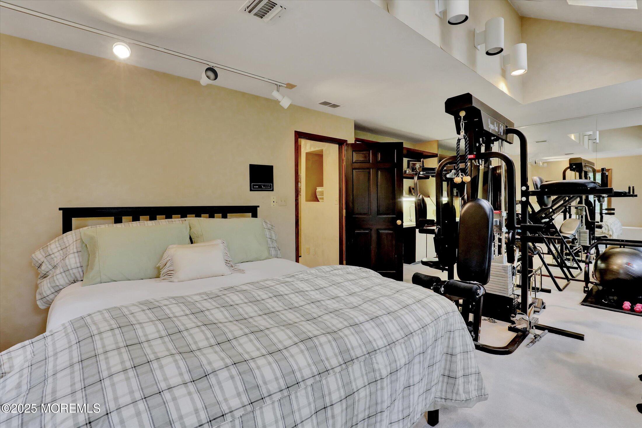 Morganville, New Jersey, 07751, United States, 7 Bedrooms Bedrooms, ,8 BathroomsBathrooms,Residential,Active,2042751