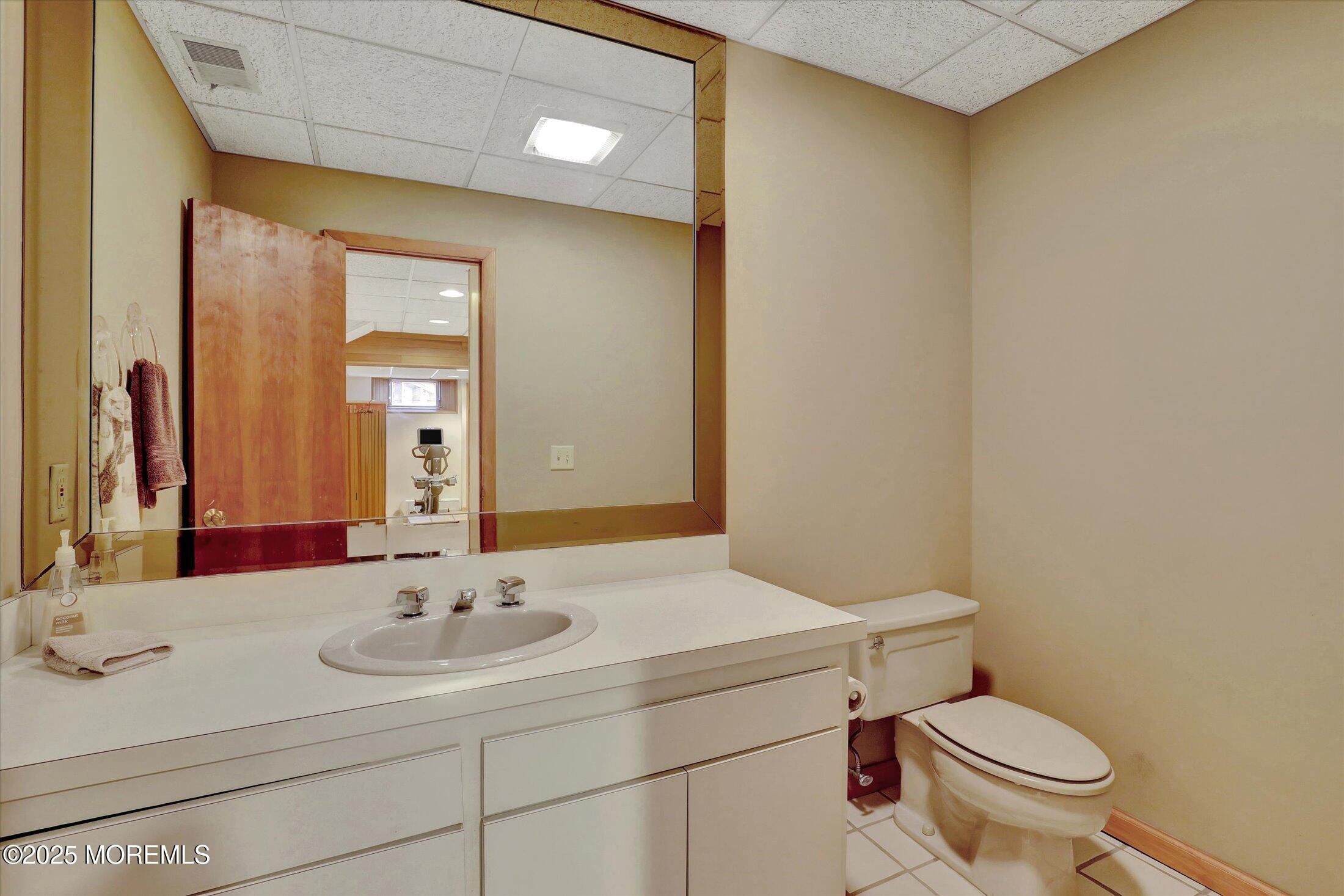 Morganville, New Jersey, 07751, United States, 7 Bedrooms Bedrooms, ,8 BathroomsBathrooms,Residential,Active,2042751