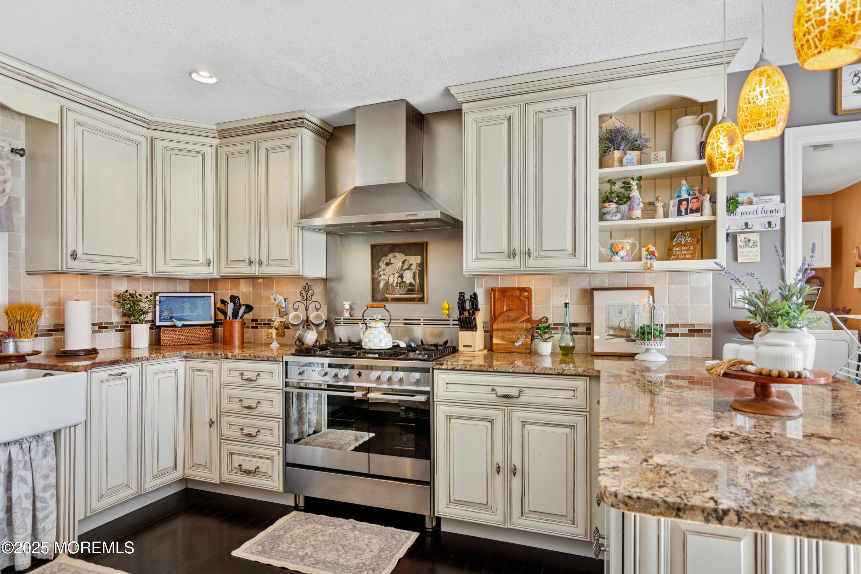 27 Drexel Lane, Aberdeen, New Jersey image 14