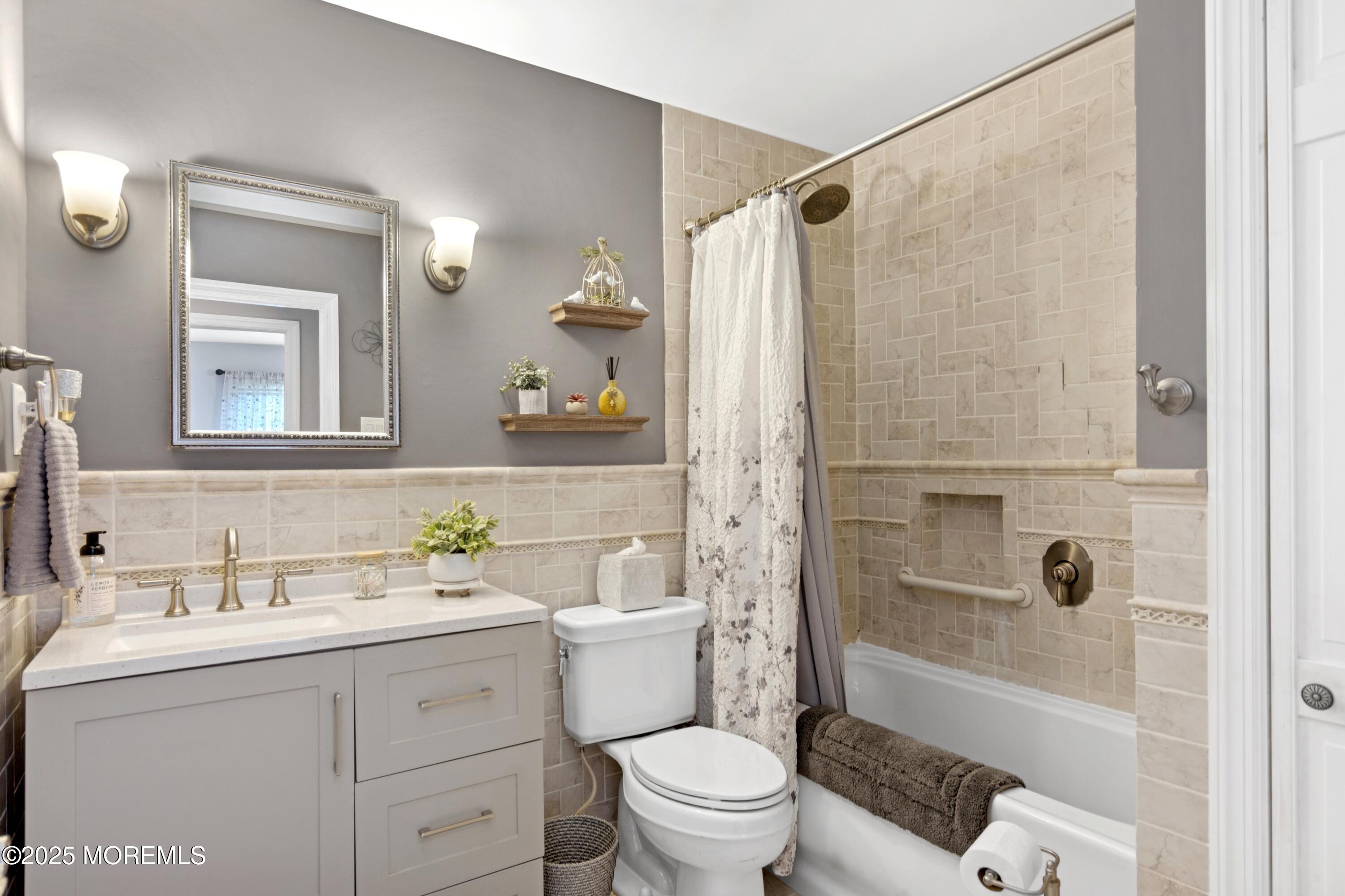27 Drexel Lane, Aberdeen, New Jersey image 23