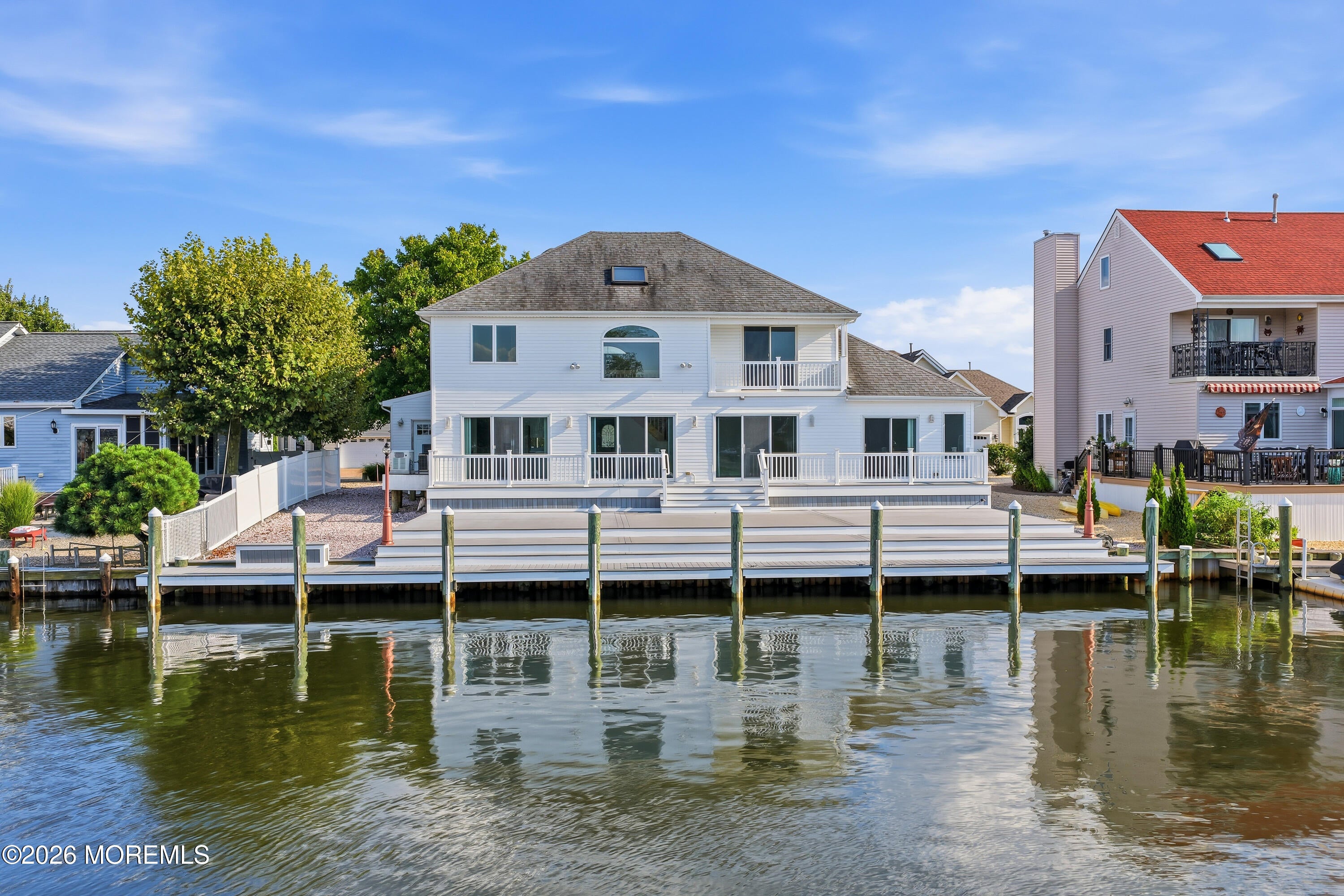 717 Fairview Lane